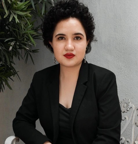 Mtra. Isabella Leal Aguilar