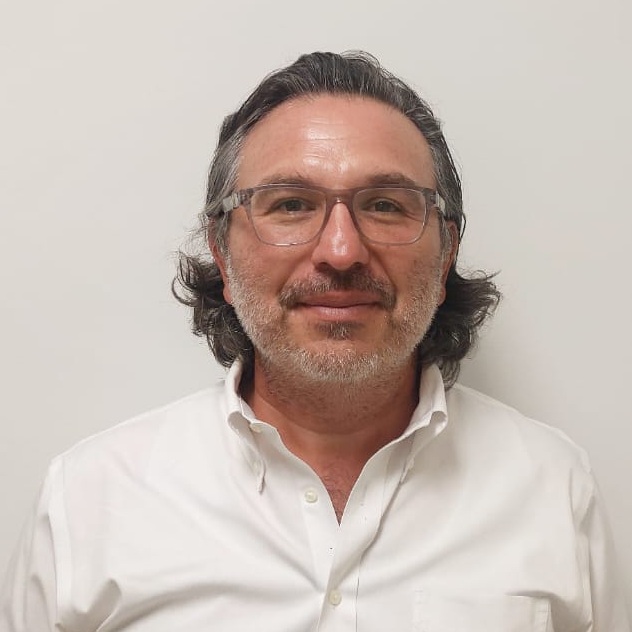 Mtro. Aarón Arce Lozano